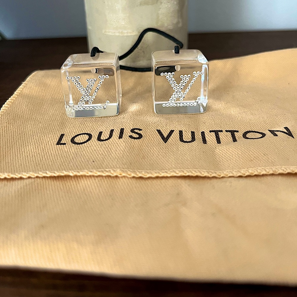 Authentic Vintage Louis Vuitton lucite hair cube